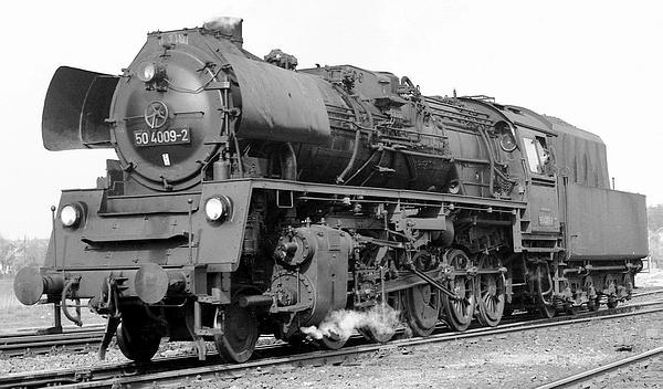 Steam Locomotive BR 50.40 Digital wisth sound<br /><a href='images/pictures/Roco/62181.jpg' target='_blank'>Full size image</a>